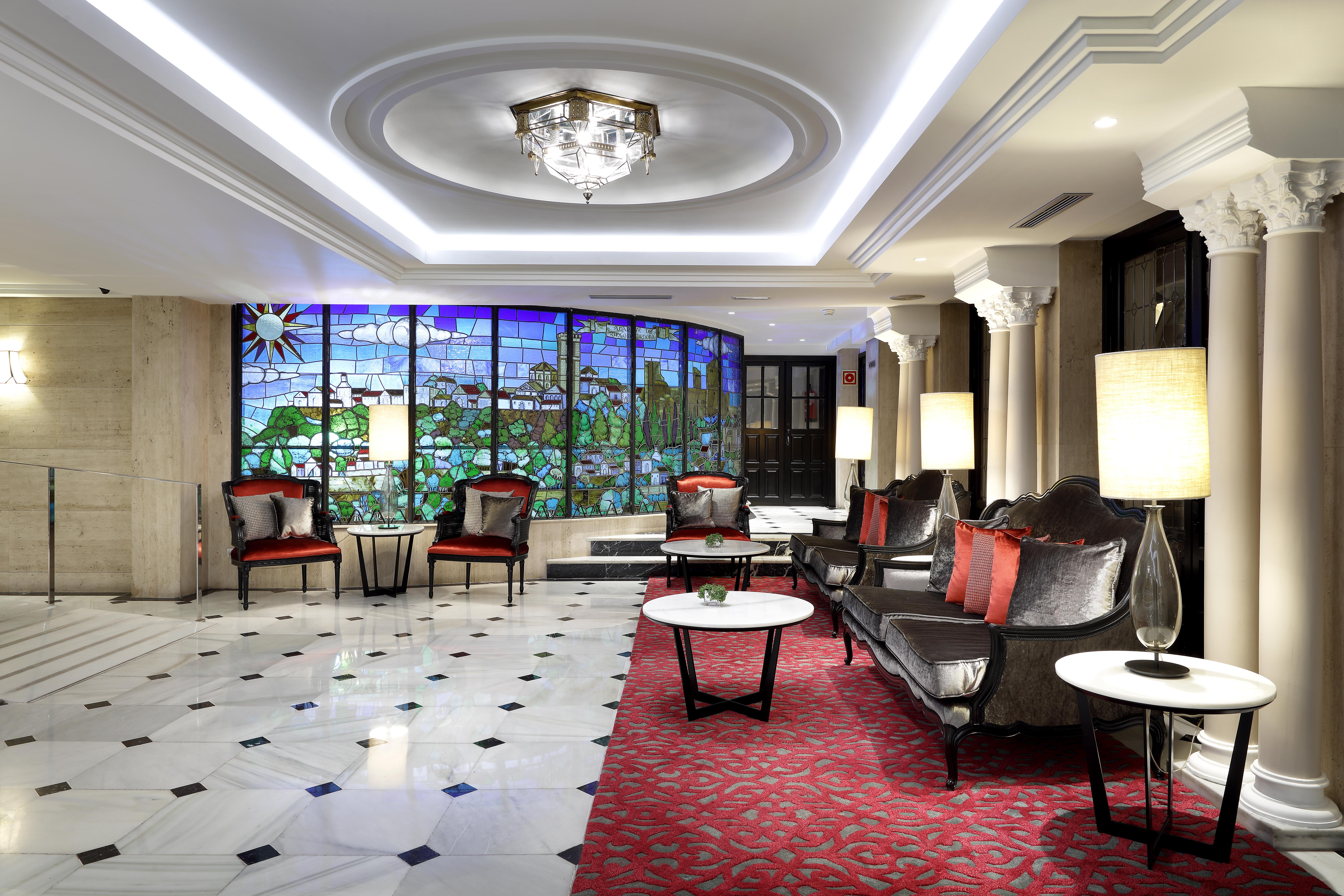 ยูโรสตาร์ กอนกีสตาดอร์ Hotel กอร์โดบา ภายนอก รูปภาพ